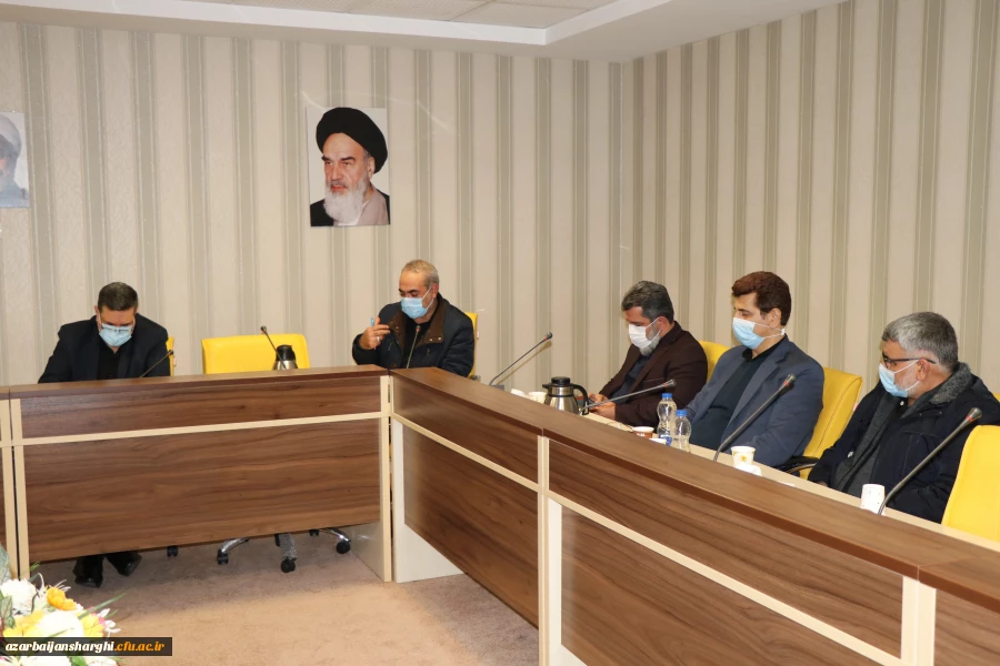 نشست صمیمی هیئت رئیسه دانشگاه فرهنگیان استان آذربایجان شرقی با دکتر خنیفر 10