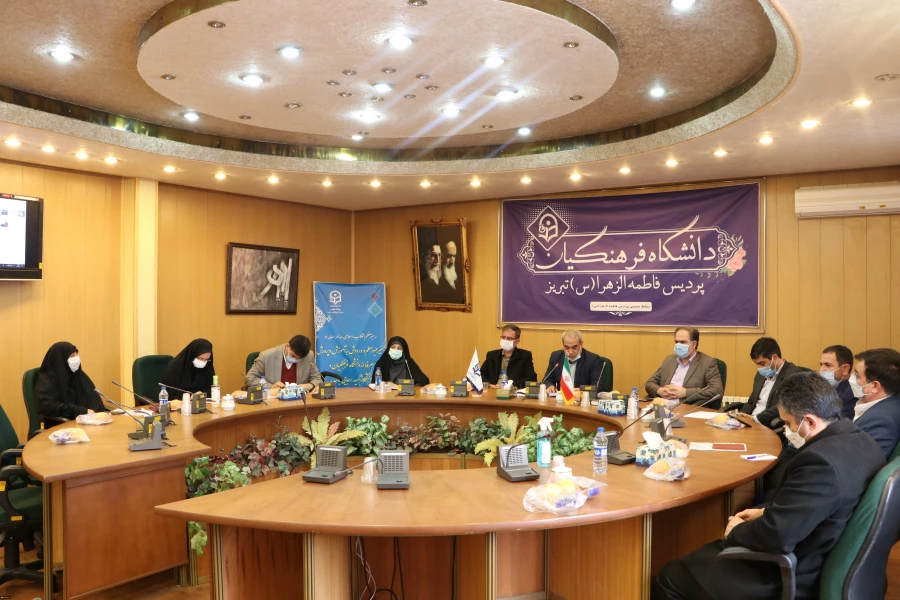 مراسم گرامیداشت 22 بهمن و تجلیل و تقدیراز عوامل اجرایی ستاد تشییع و تدفین شهید گمنام پردیس فاطمه الزهرا(س) تبریز 2