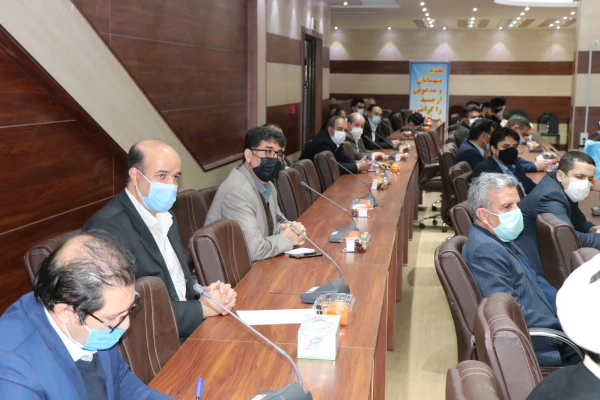 یکی از وظایف بسیج اساتید تلاش برای پرورش استاد در طراز شهید چمران است. 7