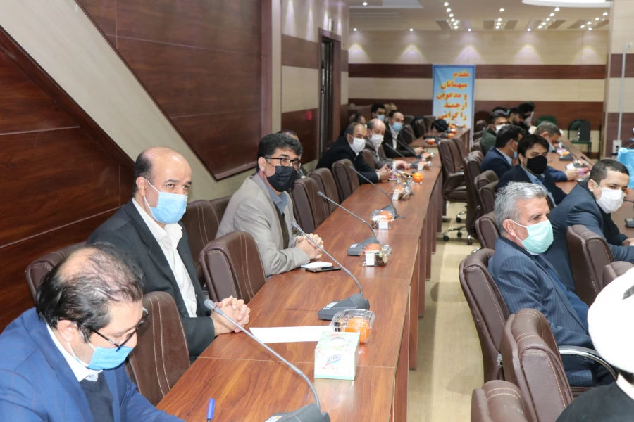 یکی از وظایف بسیج اساتید تلاش برای پرورش استاد در طراز شهید چمران است. 7