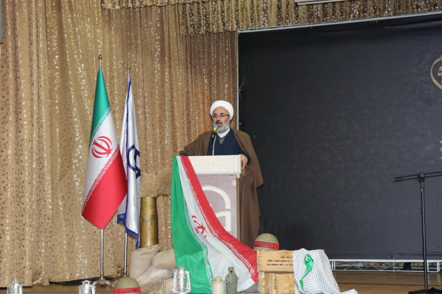 مراسم چهلمین روز تدفین شهید گمنام پردیس فاطمه الزهرا(س) تبریز
 9