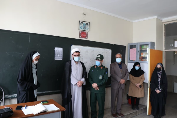 بازدید مدیریت امور پردیس های استان و جانشین سپاه عاشورا از طرح معلم یار بسیج دانشجویی دانشگاه فرهنگیان استان 7