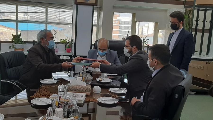 تفاهم نامه سه جانبه اردوی جهادیِ آموزشی تربیتی بین اداره کل آموزش و پرورش، دانشگاه فرهنگیان و بسیج دانشجویی استان آذربایجان شرقی 4