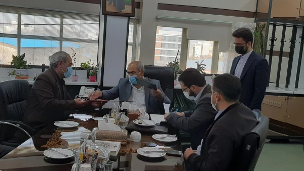 تفاهم نامه سه جانبه اردوی جهادیِ آموزشی تربیتی بین اداره کل آموزش و پرورش، دانشگاه فرهنگیان و بسیج دانشجویی استان آذربایجان شرقی 6