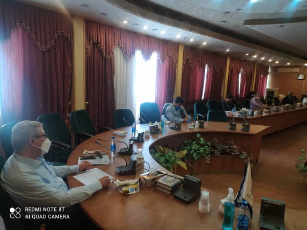 کرسی نقد و بررسی با موضوع "طراحی و تدوین الگویی برای استخدام معلمان با ماده خوب" با ارائه دکتر اسداله خدیوی 5