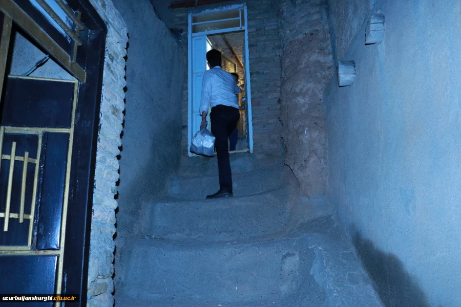 پخت و توزیع 500 پرس غذا در مناطق محروم شهرستان تبریز 6