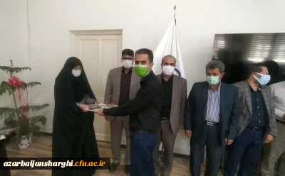 به مناسبت هفته دولت و روز کارمند برگزار شد:

تجلیل از کارکنان مدیریت امور پردیس های استان و پردیس های علامه امینی و فاطمه الزهرا(س)