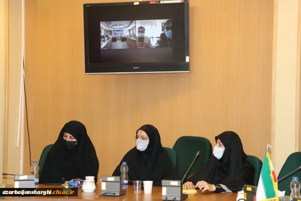 برگزاری طرح سرای مجازی گامی برای همدلی در محل سالن کنفرانس مدیریت امور پردیس های استان  7