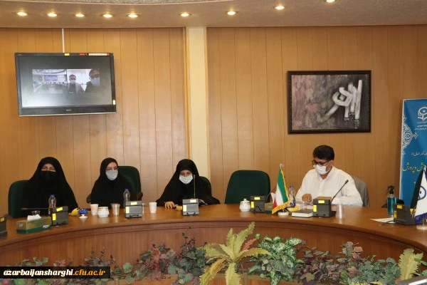 برگزاری طرح سرای مجازی گامی برای همدلی در محل سالن کنفرانس مدیریت امور پردیس های استان  9