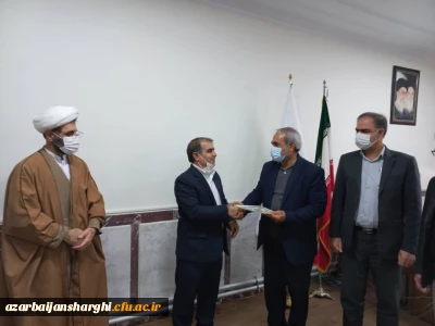 طی حکمی دکتر خداویردی عباس زاده وآقای رحیم کریمی جاوید به ترتیب سرپرست و معاون توسعه و پشتیبانی پردیس  علامه امینی تبریز منصوب شد.