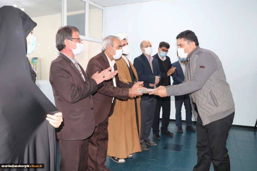 مراسم گرامیداشت هفته کتاب و کتاب خوانی و رونمایی از کتابخانه پردیس فاطمه الزهرا(س) تبریز 8