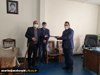 
تجلیل از همکاران واحد مالی پردیس فاطمه الزهرا(س) تبریز به مناسبت روز حسابدار