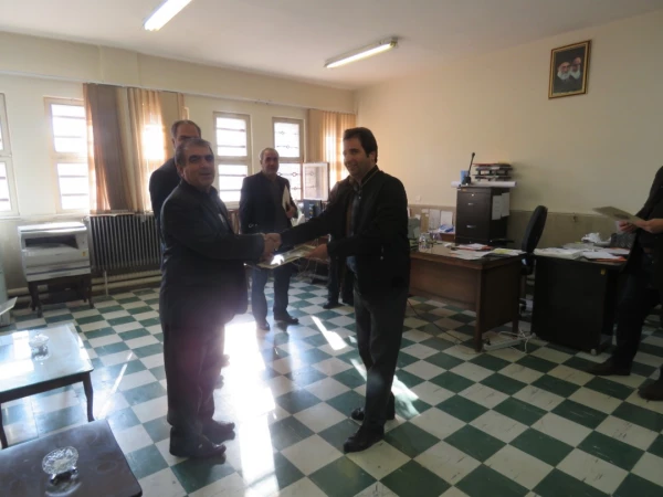 
تجلیل از همکاران واحد مالی پردیس علامه امینی تبریز به مناسبت روز حسابدار 6