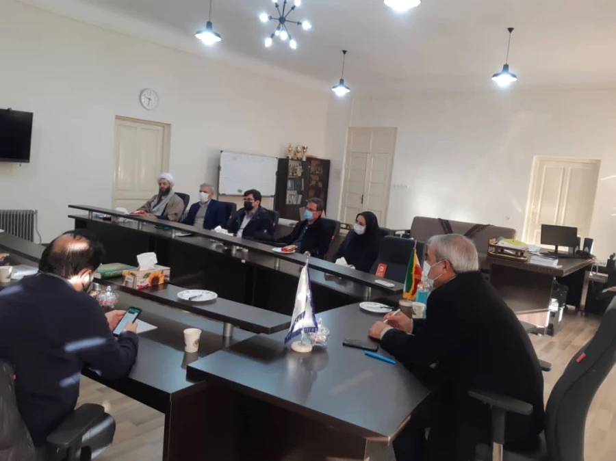 جلسه شورای نظارت، ارزیابی و تضمین کیفیت  برای از سرگیری آموزش های حضوری در دانشگاه فرهنگیان آذربایجان شرقی 2