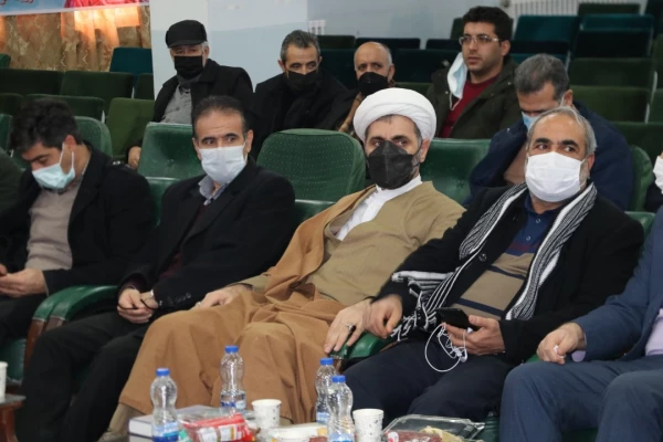 مراسم چهل و سومین سالگرد پیروزی شکوهمند انقلاب اسلامی در دانشگاه فرهنگیان استان آذربایجان شرقی برگزار شد 4