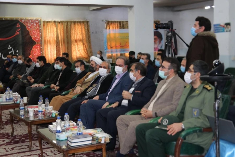 مراسم چهل و سومین سالگرد پیروزی شکوهمند انقلاب اسلامی در دانشگاه فرهنگیان استان آذربایجان شرقی برگزار شد 7