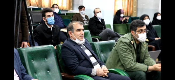 محفل انس با قرآن کریم به مناسبت ایام الله دهه مبارکه فجر به همت واحد فرهنگی و امور دانشجویی دانشگاه فرهنگیان استان آذربایجان شرقی برگزار شد 9