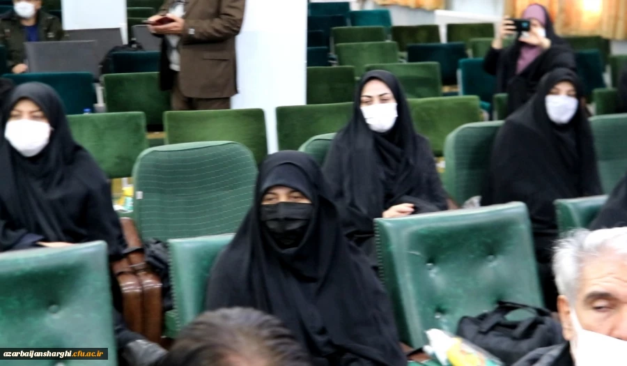 محفل انس با قرآن کریم به مناسبت ایام الله دهه مبارکه فجر به همت واحد فرهنگی و امور دانشجویی دانشگاه فرهنگیان استان آذربایجان شرقی برگزار شد 10