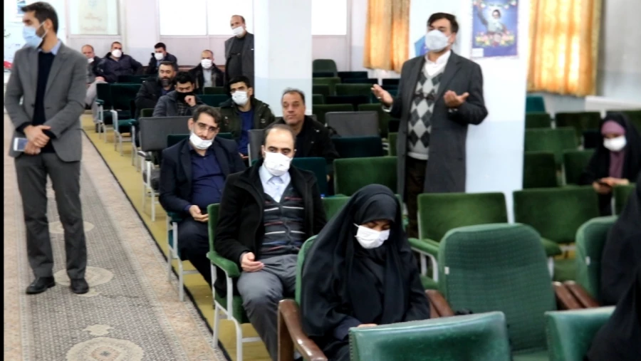 محفل انس با قرآن کریم به مناسبت ایام الله دهه مبارکه فجر به همت واحد فرهنگی و امور دانشجویی دانشگاه فرهنگیان استان آذربایجان شرقی برگزار شد 14