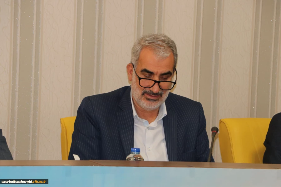 نشصت صمیمی وزیر آموزش و پرورش با نمایندگان تشکل های دانشجو معلمان دانشگاه فرهنگیان استان آذربایجان شرقی 8