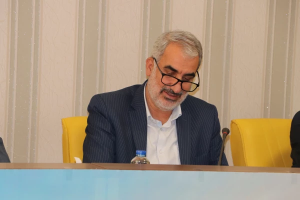 نشصت صمیمی وزیر آموزش و پرورش با نمایندگان تشکل های دانشجو معلمان دانشگاه فرهنگیان استان آذربایجان شرقی 9