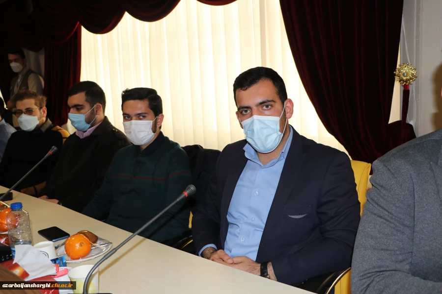 نشصت صمیمی وزیر آموزش و پرورش با نمایندگان تشکل های دانشجو معلمان دانشگاه فرهنگیان استان آذربایجان شرقی 21