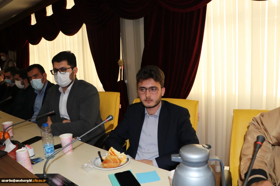 نشصت صمیمی وزیر آموزش و پرورش با نمایندگان تشکل های دانشجو معلمان دانشگاه فرهنگیان استان آذربایجان شرقی 22