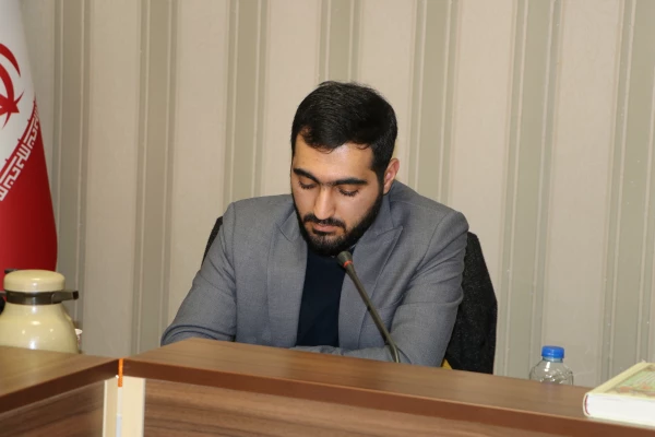 نشصت صمیمی وزیر آموزش و پرورش با نمایندگان تشکل های دانشجو معلمان دانشگاه فرهنگیان استان آذربایجان شرقی 23