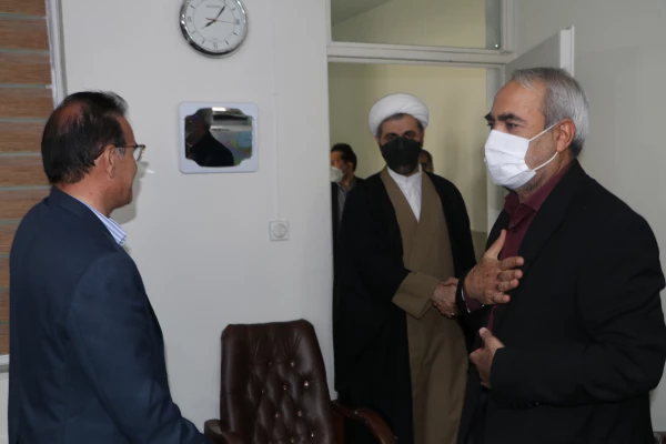 دیدار ونشست صمیمانه سرپرست مدیریت امور پردیس های استان آذربایجانشرقی با کارکنان پردیس های فاطمه الزهرا و علامه امینی برگزار شد 3