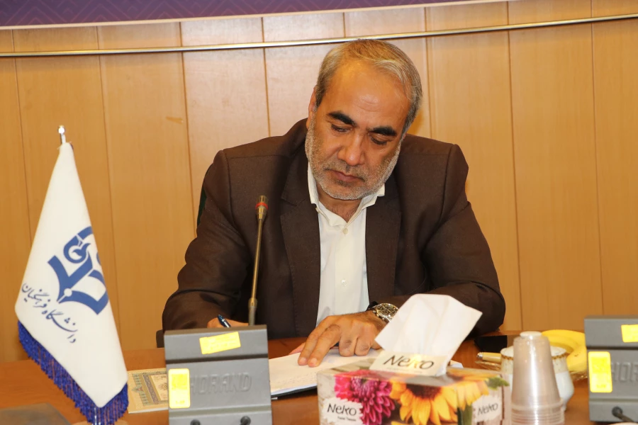 دکترصالح اصغری معاون توسعه وپشتیبانی ،منابع انسانی و دانشجویی ، پردیس فاطمه الزهرا(س) دانشگاه فرهنگیان آذربایجان شرقی منصوب شد. 2