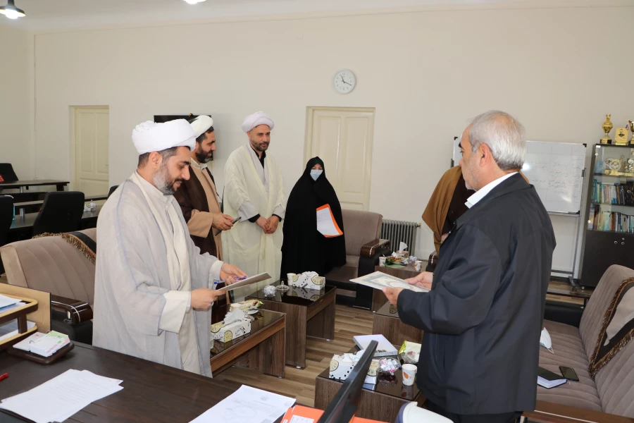 امضای تفاهم نامه ستاد اقامه نماز با دانشگاه فرهنگیان استان آذربایجان شرقی 4