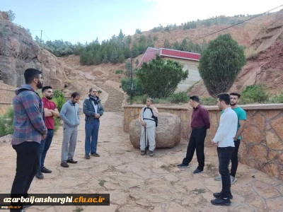 به مناسبت دهه امامت و ولایت و عید سعید غدیر برگزار شد:

همایش پیاده روی استادان، کارکنان و دانشجو معلمان پردیس علامه امینی