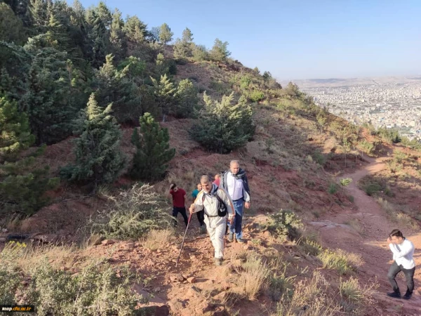 همایش پیاده روی استادان، کارکنان و دانشجو معلمان پردیس علامه امینی 3