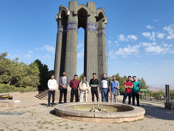 همایش پیاده روی استادان، کارکنان و دانشجو معلمان پردیس علامه امینی 5