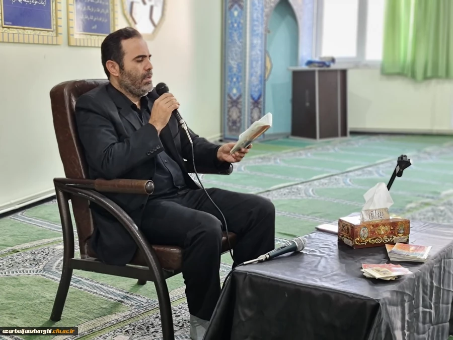 برگزاری مراسم عزاداری و سوگواری حضرت اباعبدالله الحسین(ع)
 6