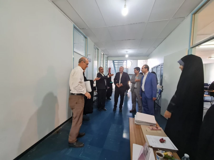 بازدید آقای علی زمانی و عباس بروغنی از روند برگزاری مصاحبه معرفی شدگان چند برابر ظرفیت پردیس های استان آذربایجان شرقی 10