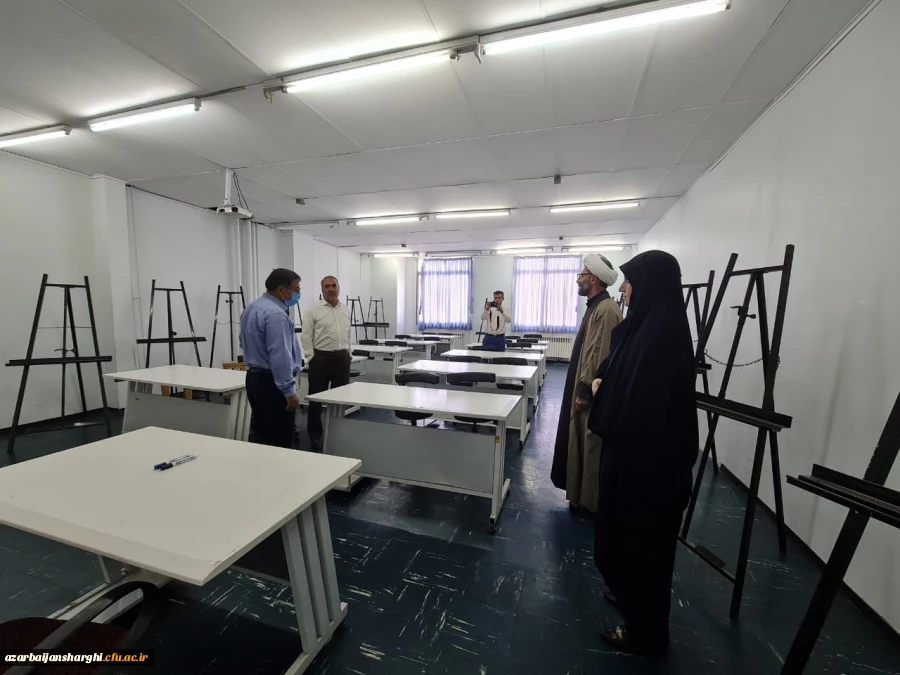 بازدید دکتر انصاری راد از آماده سازی پردیس فاطمه الزهرا تبریز برای آغاز آموزش حضوری دانشجویان در نیمسال تحصیلی جدید 1401 7