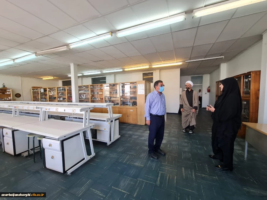 بازدید دکتر انصاری راد از آماده سازی پردیس فاطمه الزهرا تبریز برای آغاز آموزش حضوری دانشجویان در نیمسال تحصیلی جدید 1401 9