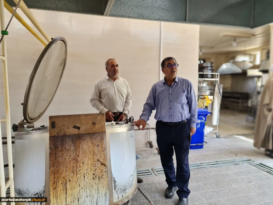 بازدید دکتر انصاری راد از آماده سازی پردیس فاطمه الزهرا تبریز برای آغاز آموزش حضوری دانشجویان در نیمسال تحصیلی جدید 1401 14