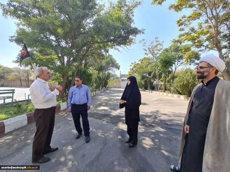 بازدید دکتر انصاری راد از آماده سازی پردیس فاطمه الزهرا تبریز برای آغاز آموزش حضوری دانشجویان در نیمسال تحصیلی جدید 1401 18