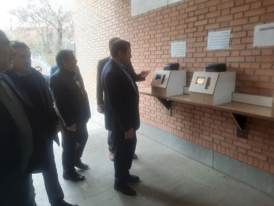 بازدید حجت الاسلام و المسلمین تقوی و دکتر علی خاکی از پردیس های دانشگاه فرهنگیان استان آذربایجان شرقی
 7