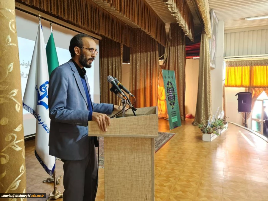 مراسم بزرگداشت هفته پژوهش و فناوری سال 1401 دانشگاه فرهنگیان استان آذربایجان شرقی
 2