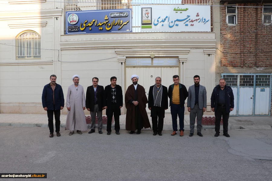 پیگیری امور خانواده های شهدا و ایثارگران رسالت و وظیفه مهم مسئولان ومدیران کشور است 5