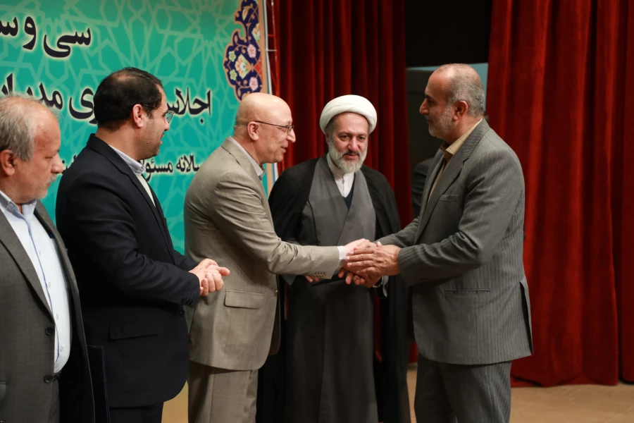 کسب مقام اول پردیس الزهرا (س) دانشگاه فرهنگیان آذربایجان شرقی در رهنامه 40 ماده ای دانشگاه فرهنگیان سراسر کشور