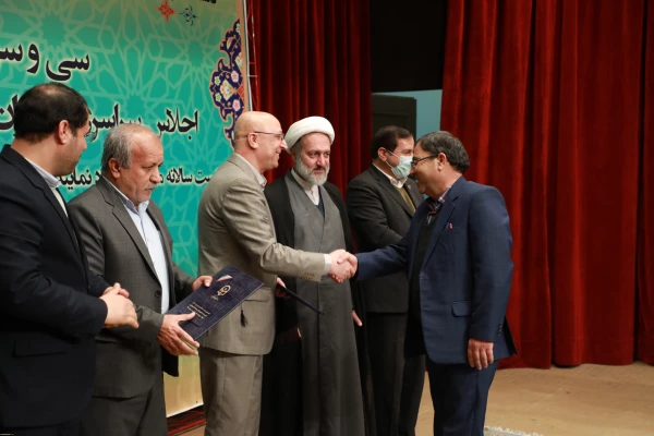 کسب مقام اول پردیس الزهرا (س) دانشگاه فرهنگیان آذربایجان شرقی در رهنامه 40 ماده ای دانشگاه فرهنگیان سراسر کشور