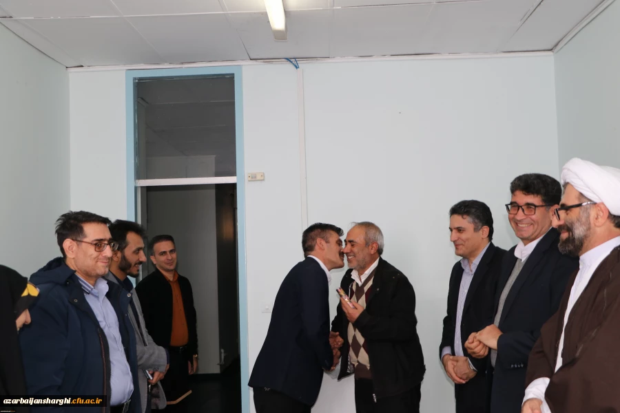 سید امجدی مدیر هماهنگی حوزه ریاست وروابط عمومی دانشگاه فرهنگیان استان آذربایجان شرقی شد
 2