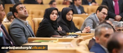 تقدیر از دکتر یاور احمدی در سی امین دوره جشنواره دانشجوی نمونه کشوری در سالن اجلاس سران