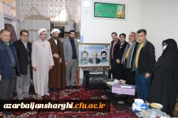 دیدار رئیس و هیئت رییسه دانشگاه فرهنگیان استان  آذربایجان شرقی با خانواده های معظم ومعزز سرداران شهید میرحسین و میرحسن امجدی 3