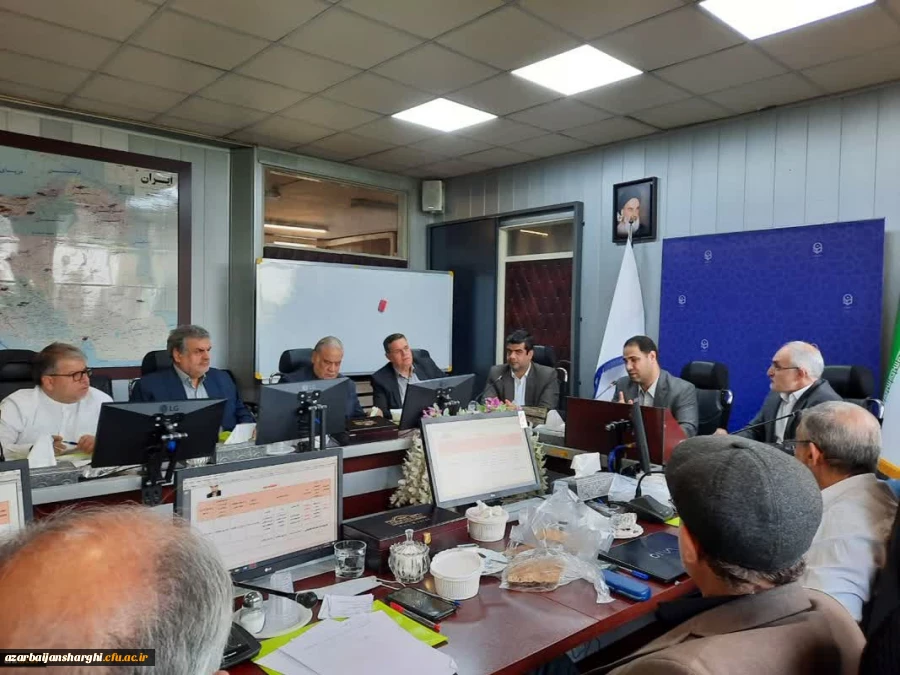 عرض تبریک به جناب آقای دکتر جعفر عظمت جهت ارتقاء از مرتبه استادیاری به دانشیاری 2