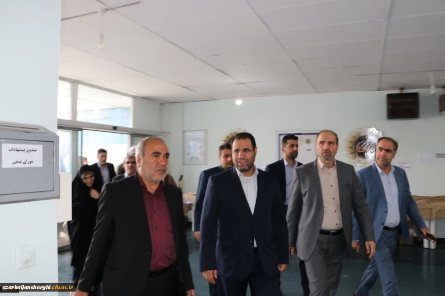 نشست صمیمی  دانشجو معلمان استان آذربایجان شرقی با سرپرست وزارت آموزش و پرورش  8